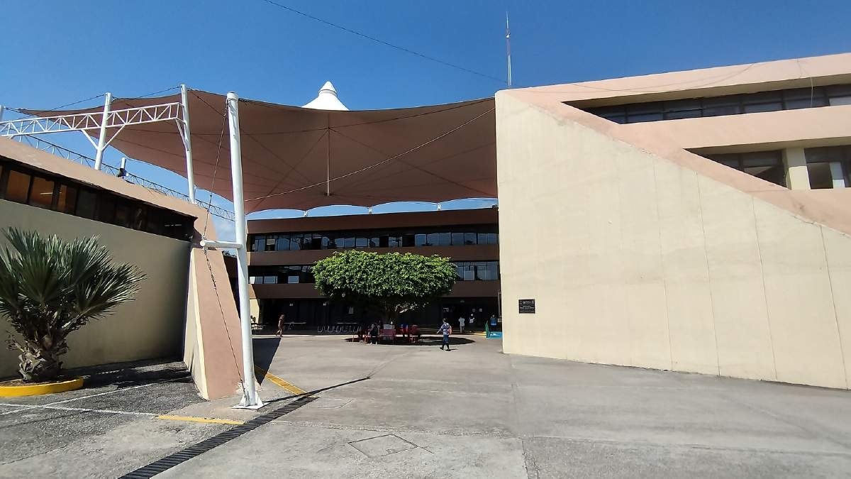 Trabajadores de secundarias técnicas protestarán mañana