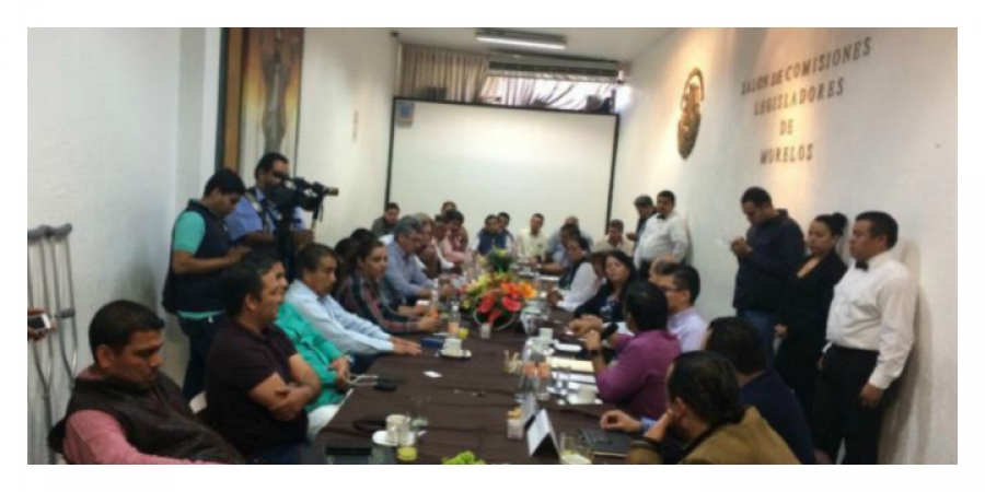 Entregan ediles electos solicitud al Congreso para la devolución de porcentaje de participaciones para el Mando Único