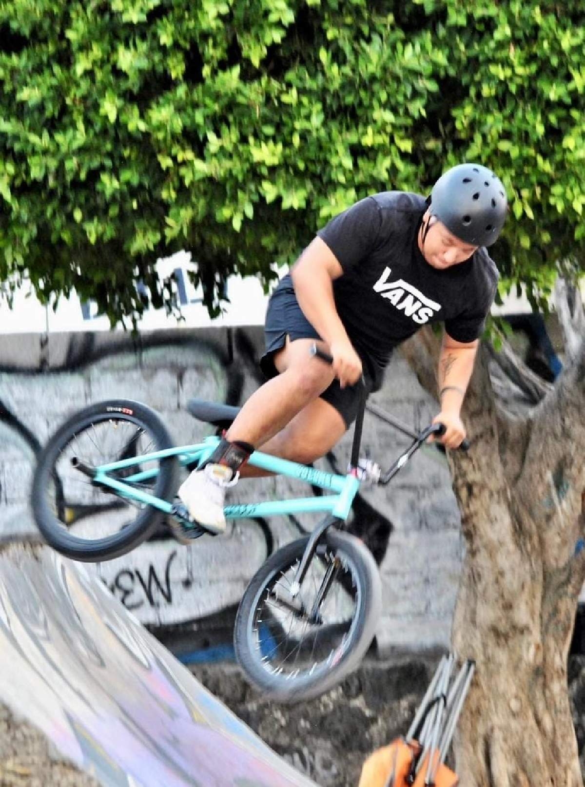 Ciclistas morelenses disputan Campeonato Serial BMX Street