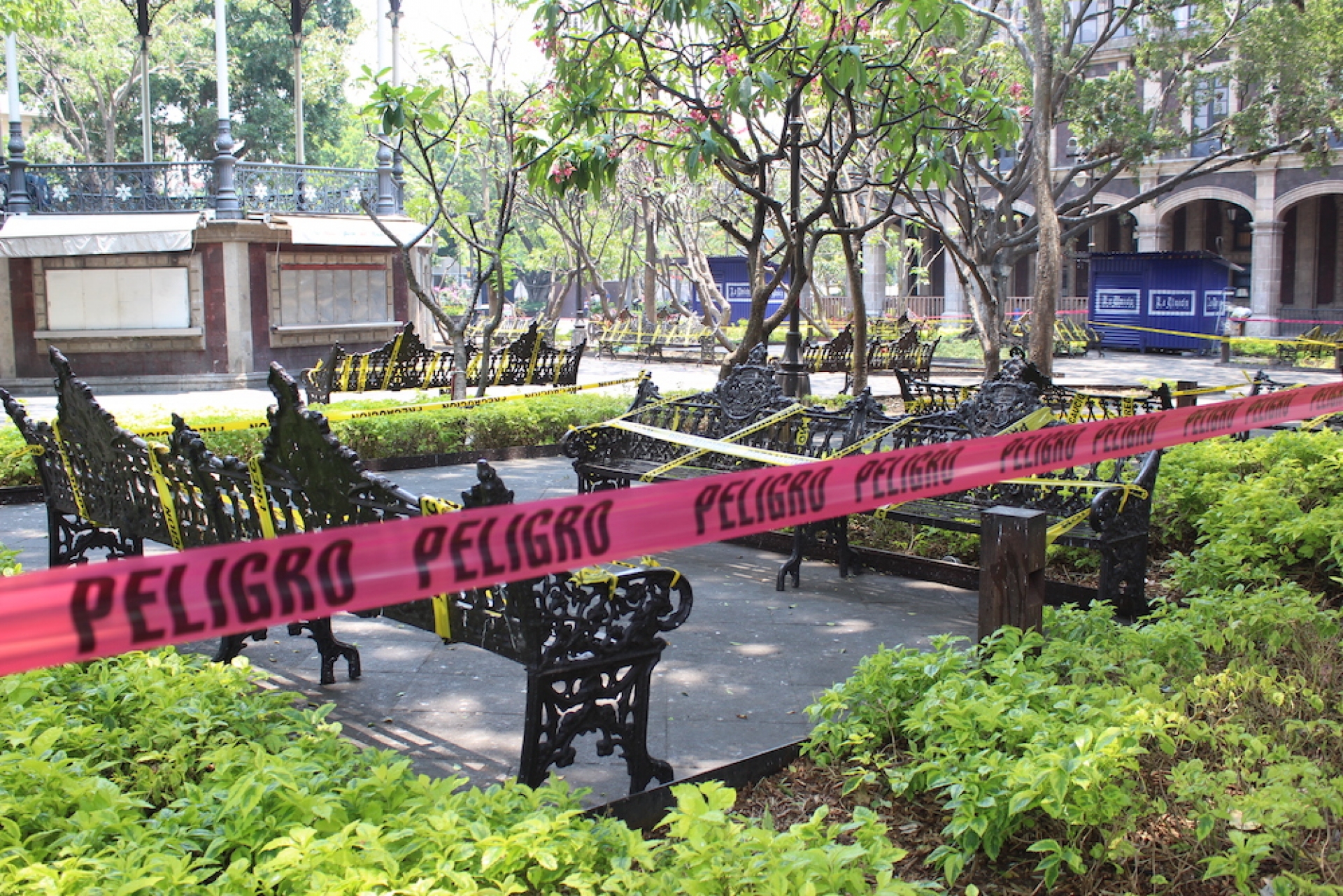 CIERRAN JARDÍN JUÁREZ