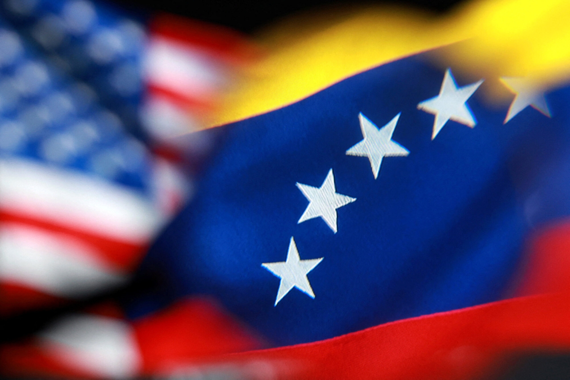EU incauta buque petrolero frente a costas de Venezuela, anuncia Trump