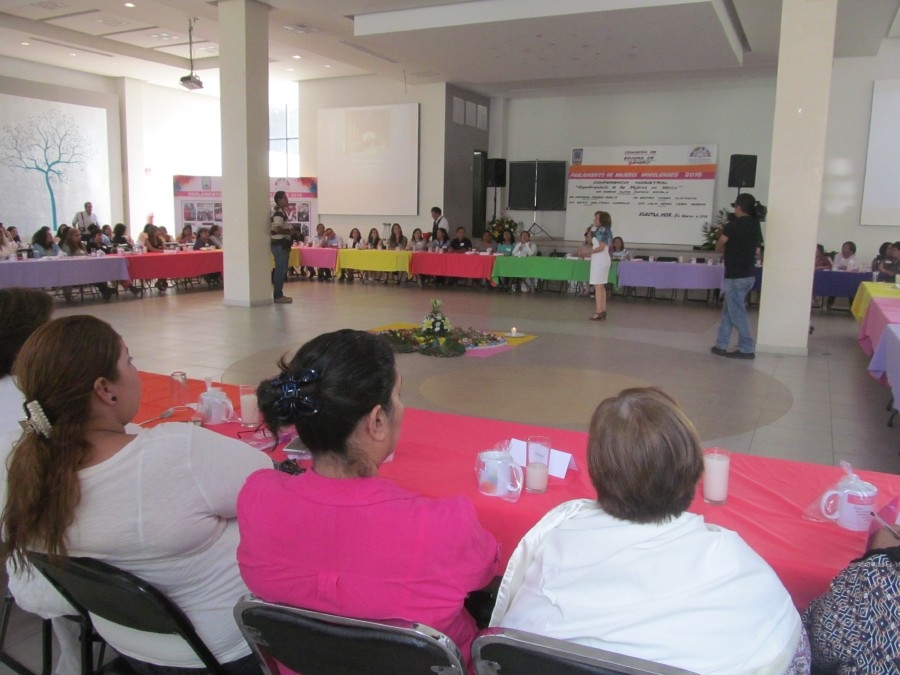 Acuerdan construir un refugio regional para mujeres maltratadas en Jojutla