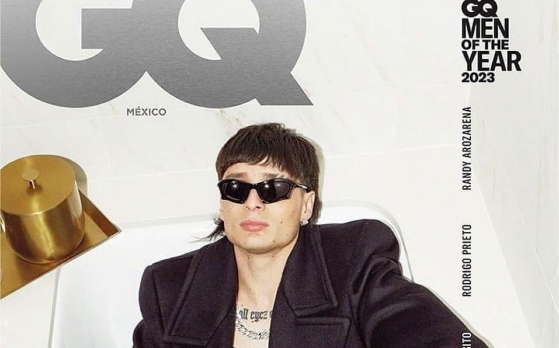 GQ nombra a Peso Pluma, 'hombre del año 2023'