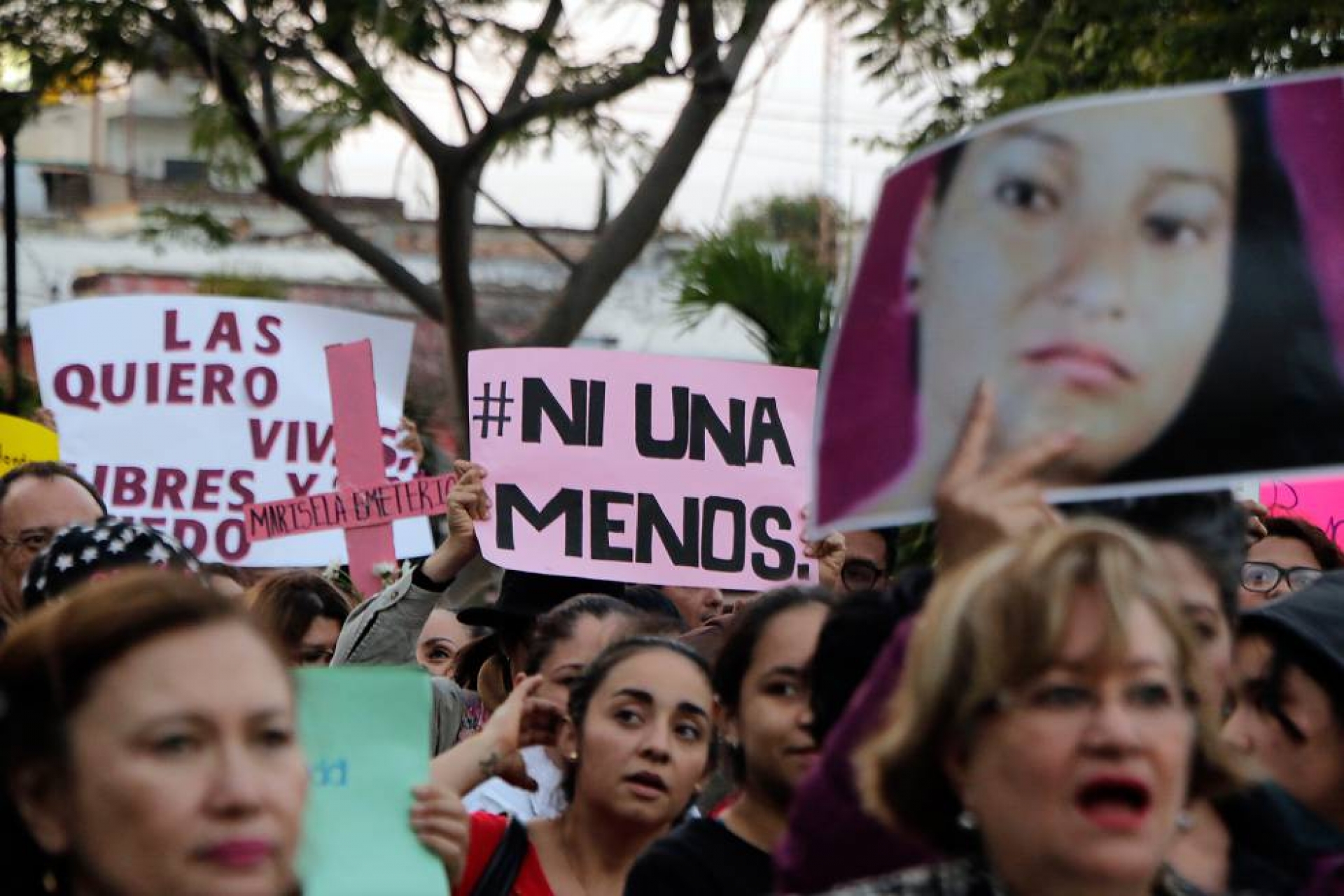 Registran diez feminicidios al día en el país