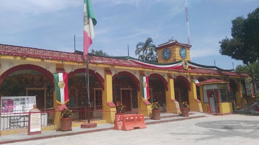 Daños menores, en la presidencia municipal de Mazatepec