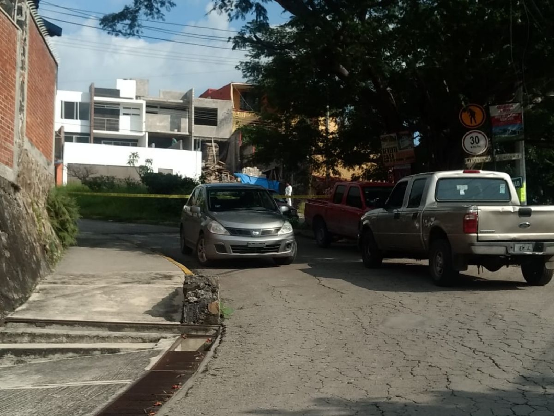 Balean a dos agentes de la Policía Morelos; uno murió