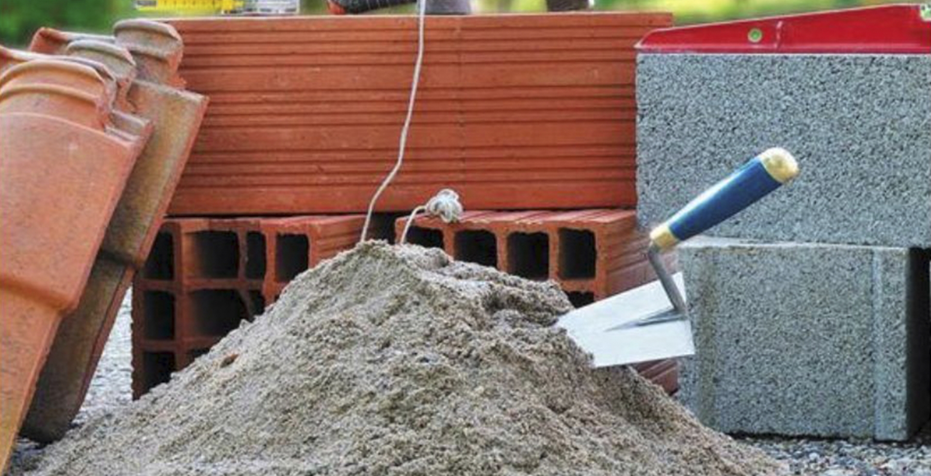 Esperan cañeros apoyos para terminar construcción de albergue