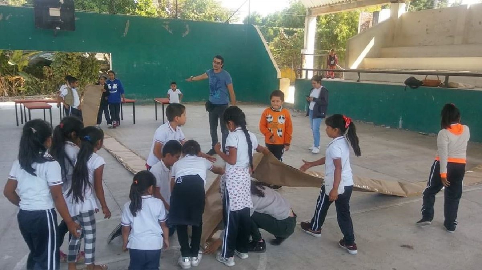 Acercan actividades culturales a comunidades de Tetecala