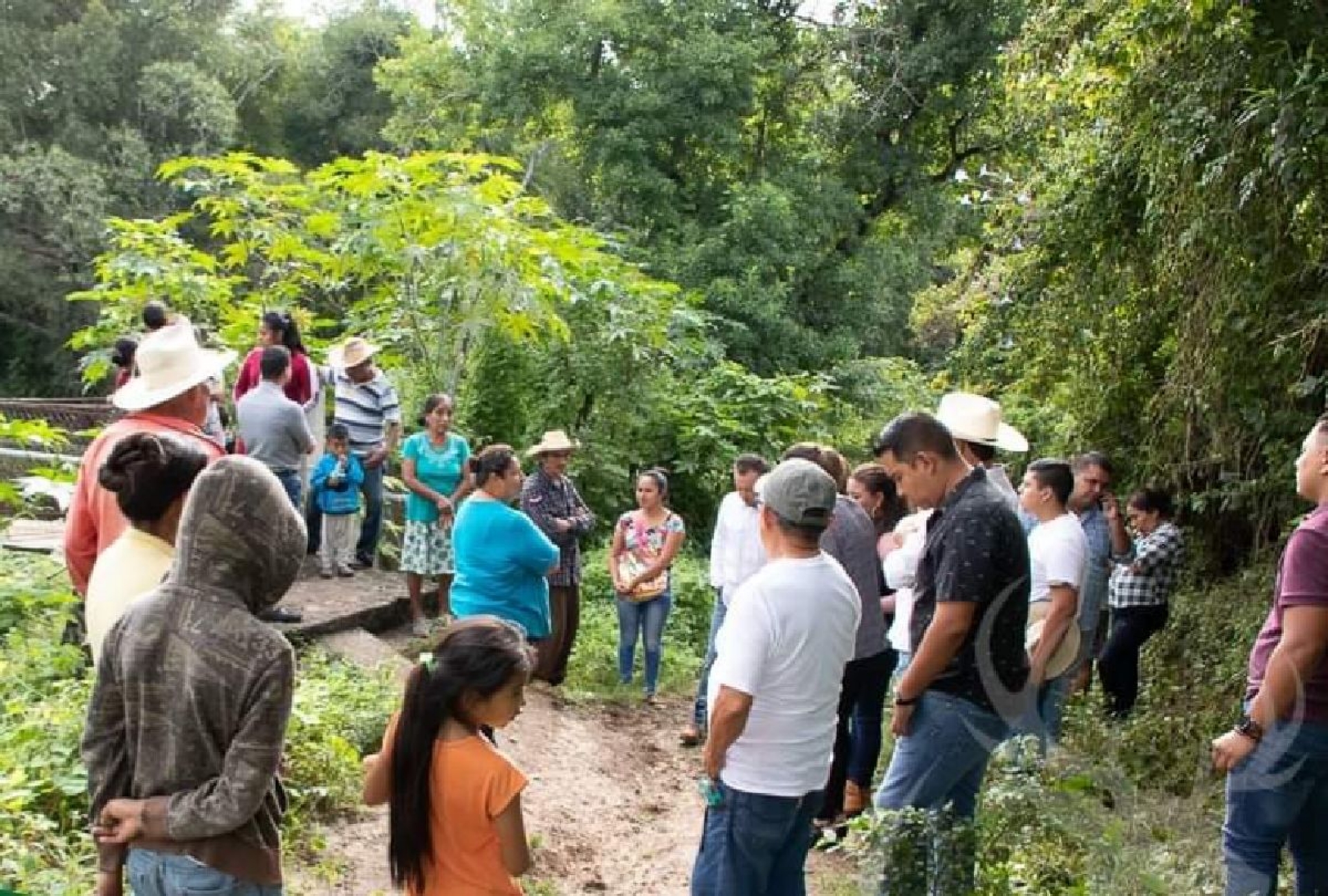 Vecinos piden rehabilitar hamaca que cruza el río Tembembe