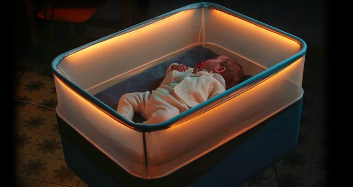 Ford lanza una cuna para los bebés que sólo pueden dormir en el auto
