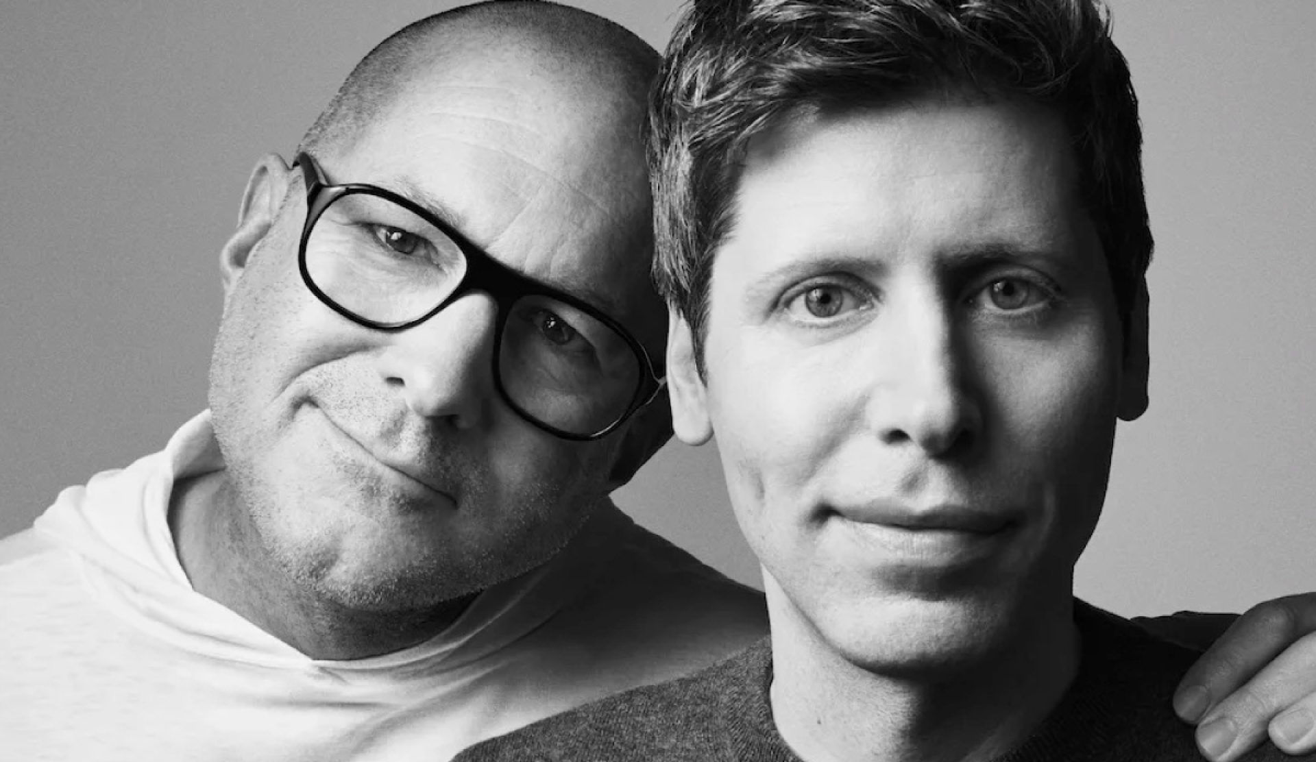OpenAI compra el proyecto de Jony Ive y Sam Altman por 6.500 millones para crear su 'iPhone de la IA'