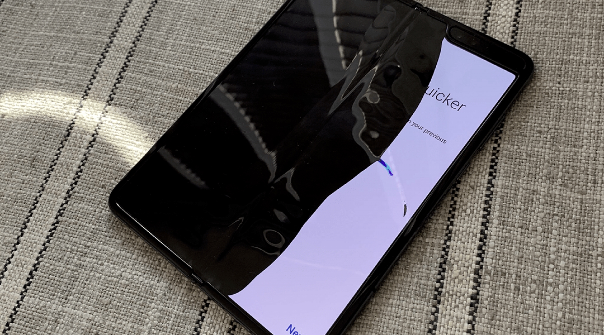 Los teléfonos plegables de Samsung se están “descomponiendo” con sólo un día de uso