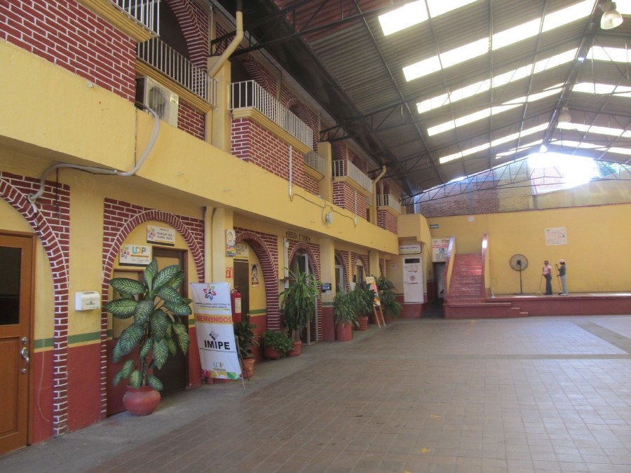 Amagan con embargar la alcaldía de Tlaltizapán