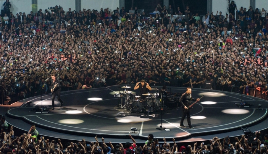 Muse transforma el Palacio de los Deportes en todo una experiencia visual