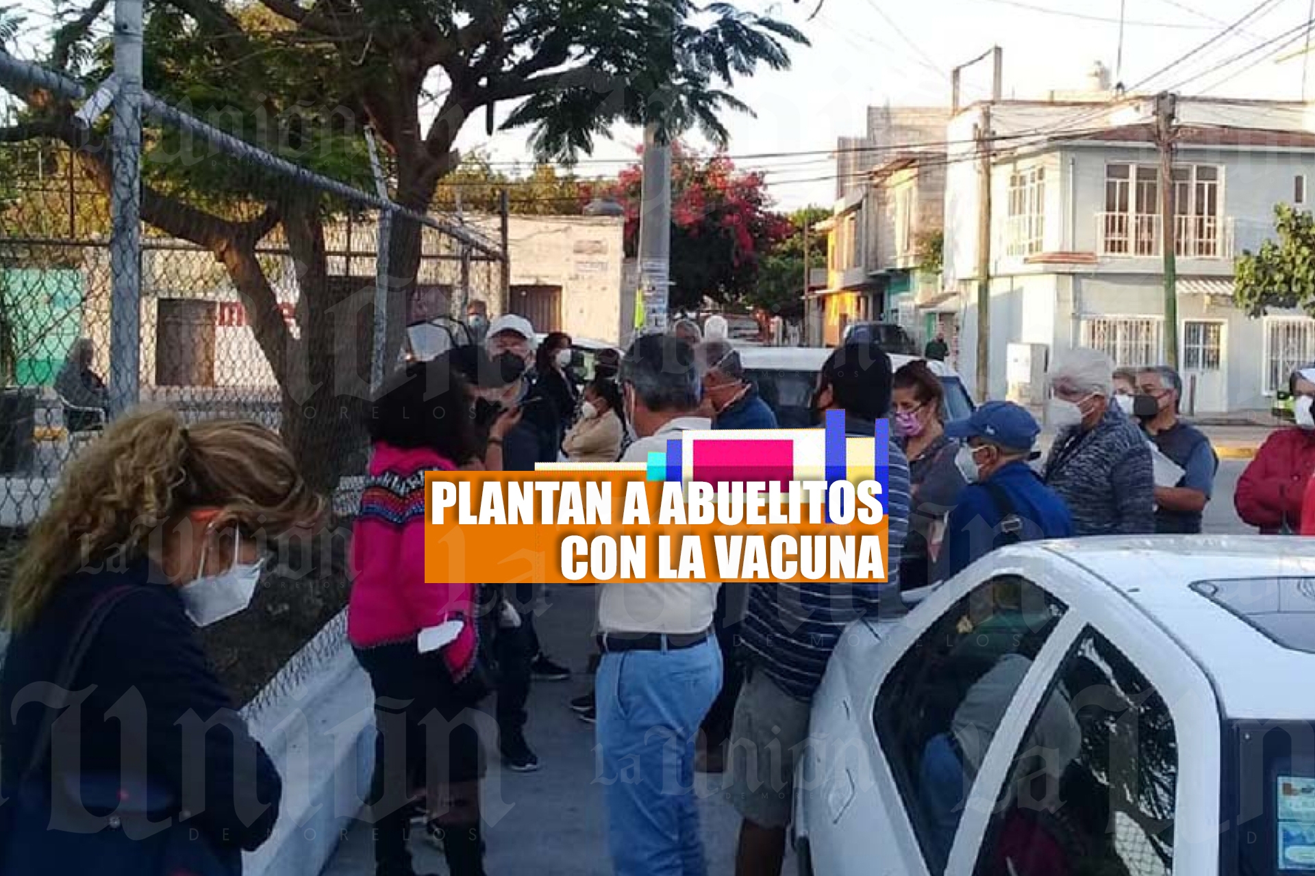 Plantan a adultos mayores con la vacuna en Puente de Ixtla
