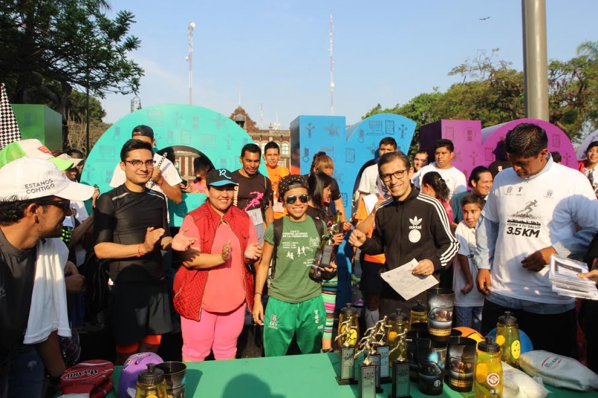 Más de 500 personas corren por su salud en Cuernavaca