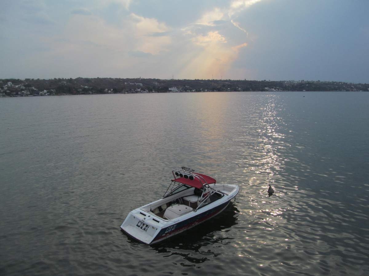 Baja nivel del lago de Tequesquitengo