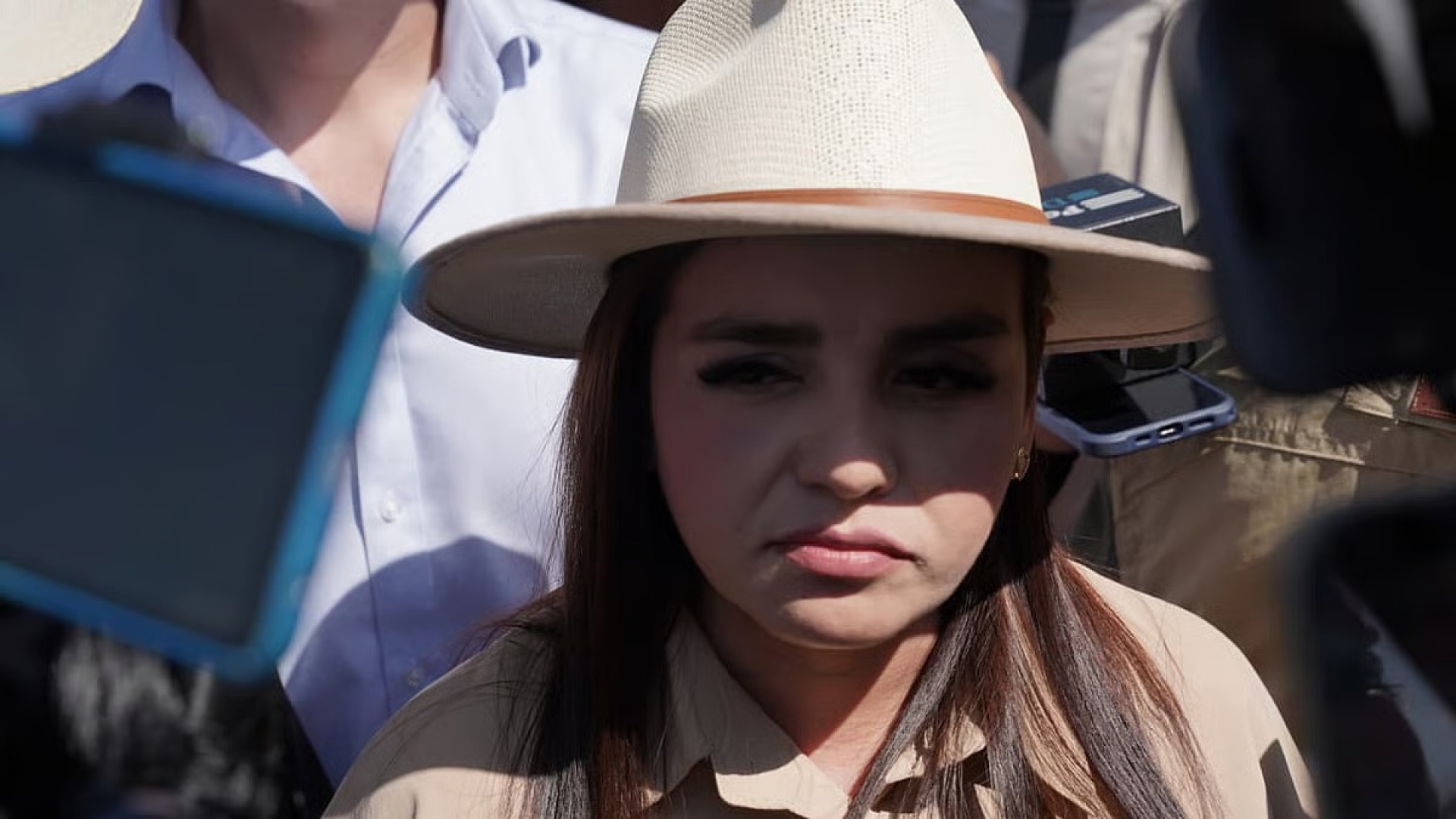 Grecia Quiroz denuncia ante FGR a tres políticos por asesinato de Carlos Manzo