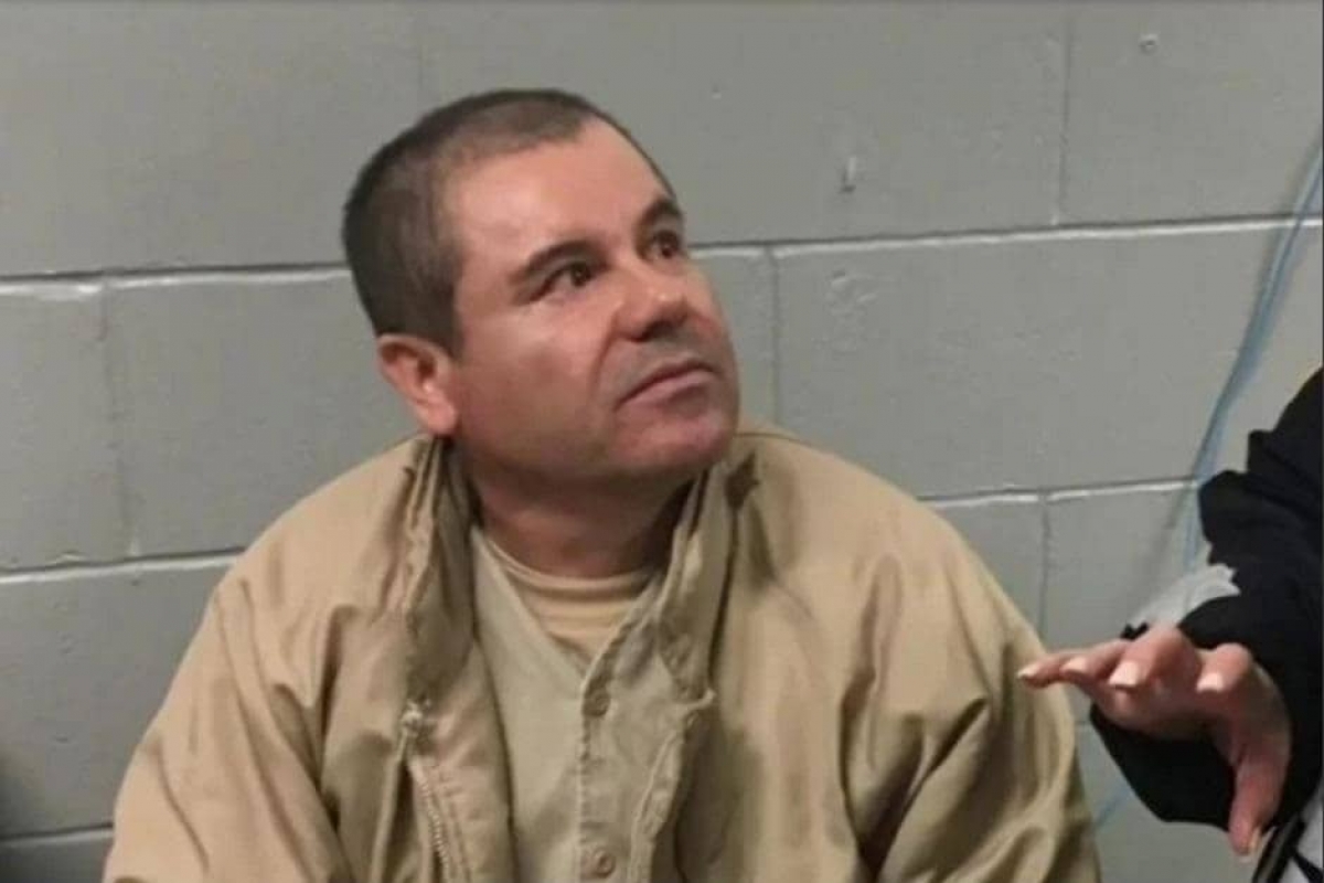 Obligaban a "El Chapo" a hacer sentadillas sin ropa en el penal del Altiplano