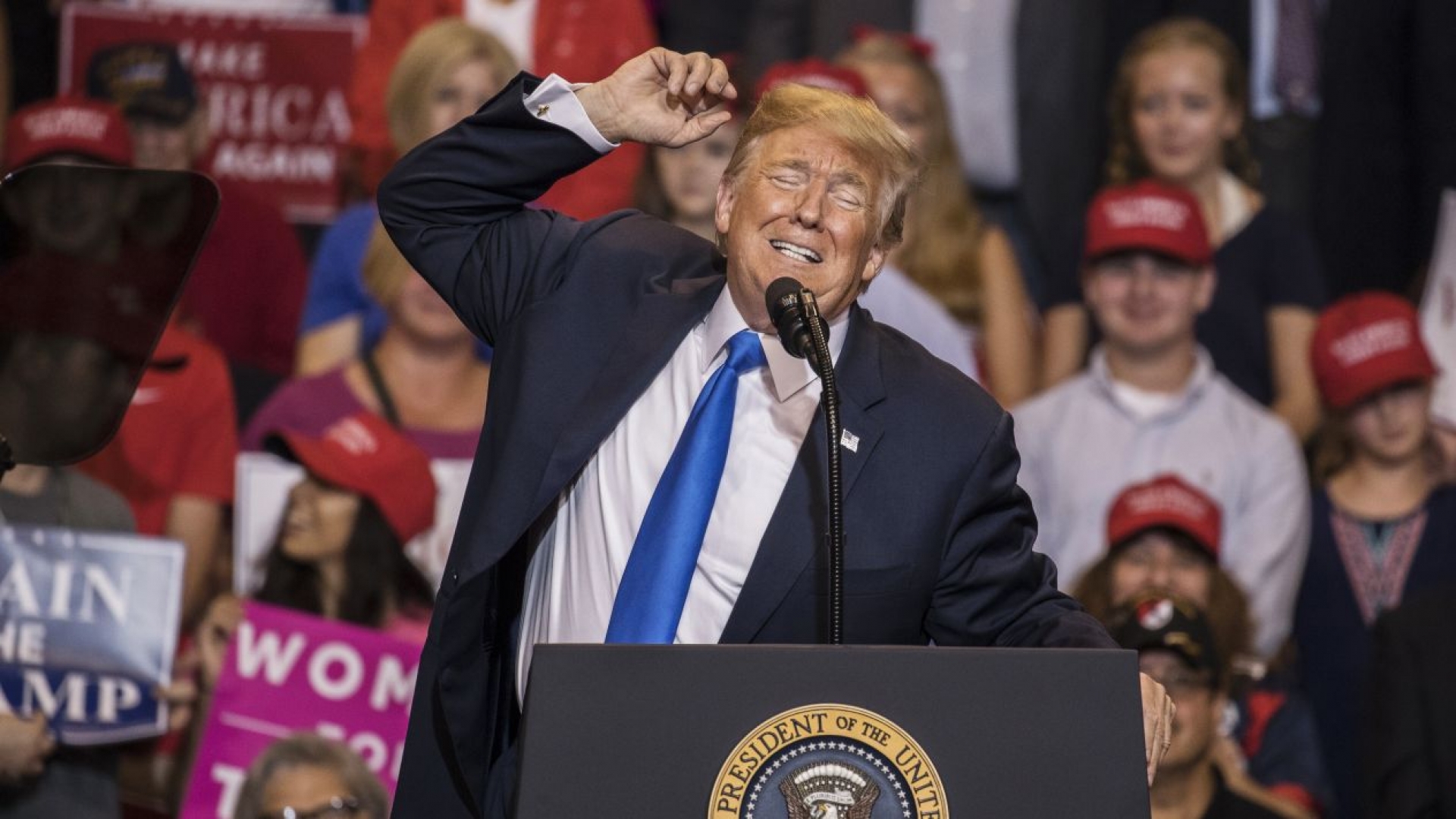 Trump reactiva sanciones económicas contra Irán