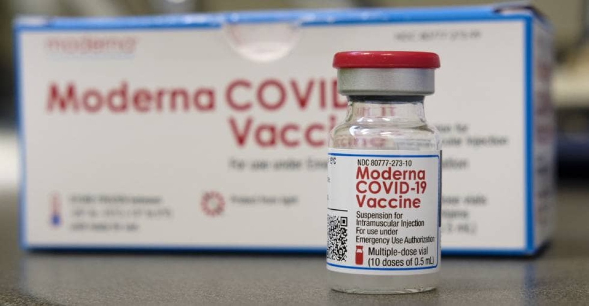 Moderna desarrollará refuerzo de vacuna contra variante Ómicron