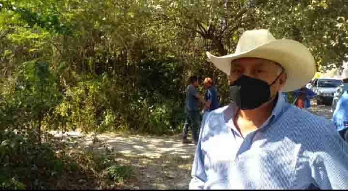Recorren laguna de Coatetelco para identificar descargas de aguas negras