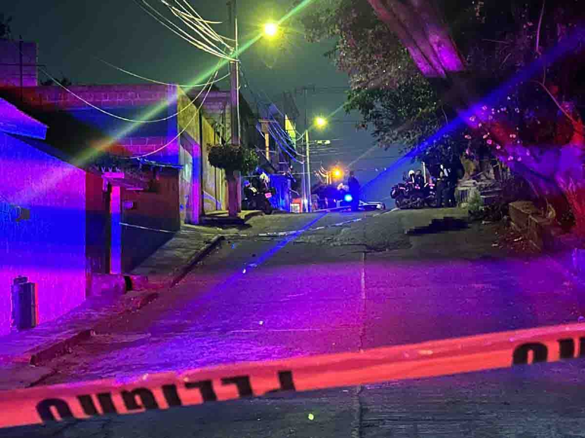 Dejan cuerpo con mensaje en Flores Magón