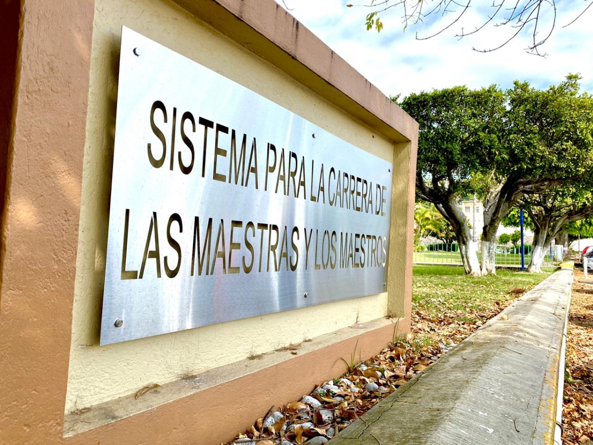 Avanzan incorporaciones docentes y directivas 2021: IEBEM