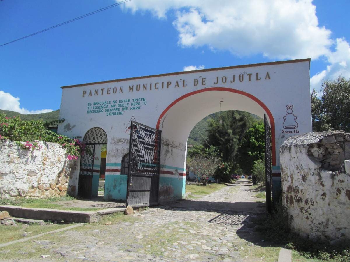 Planean construir un nuevo panteón en Jojutla