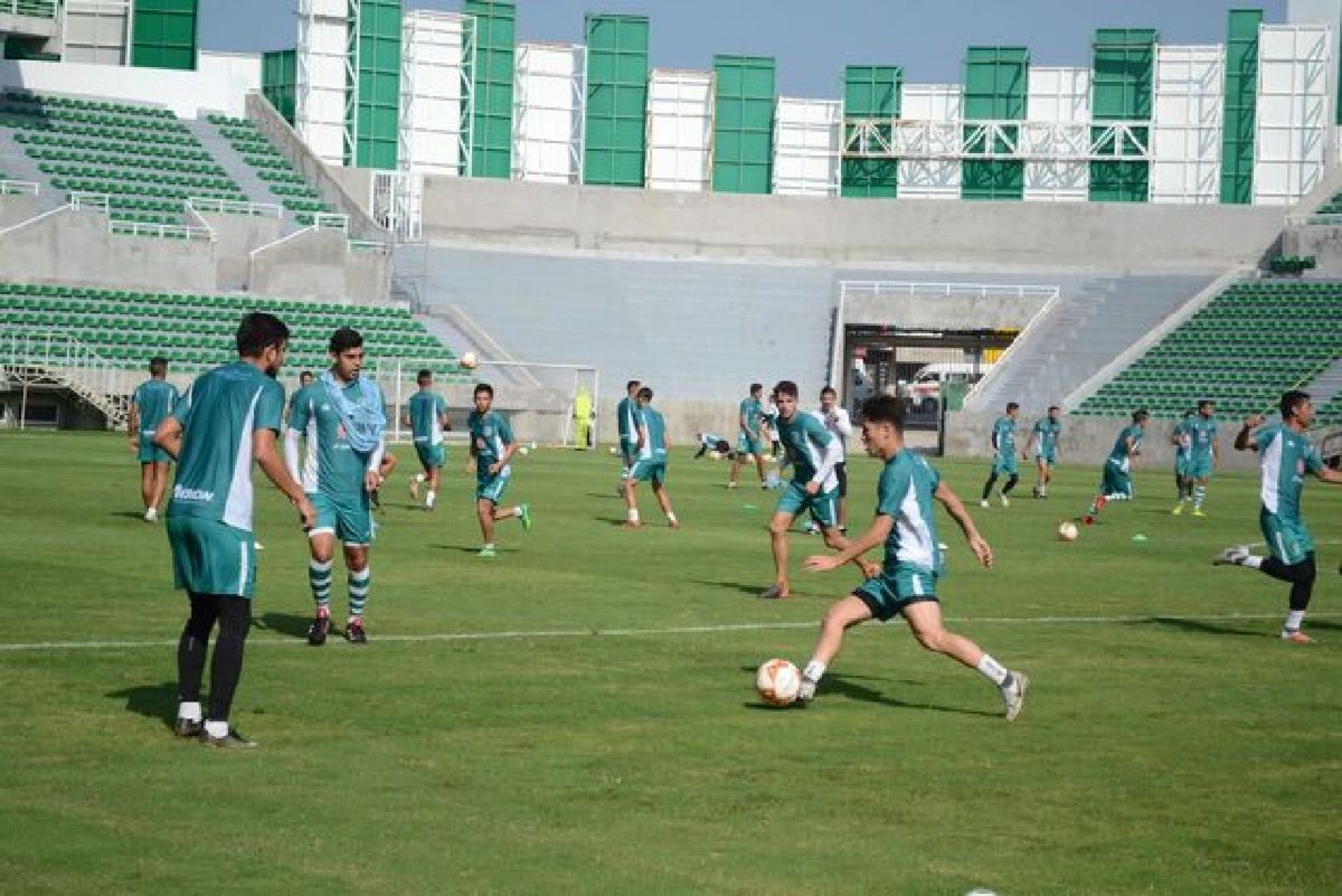 Vamos a proponer el partido: Óscar Macías