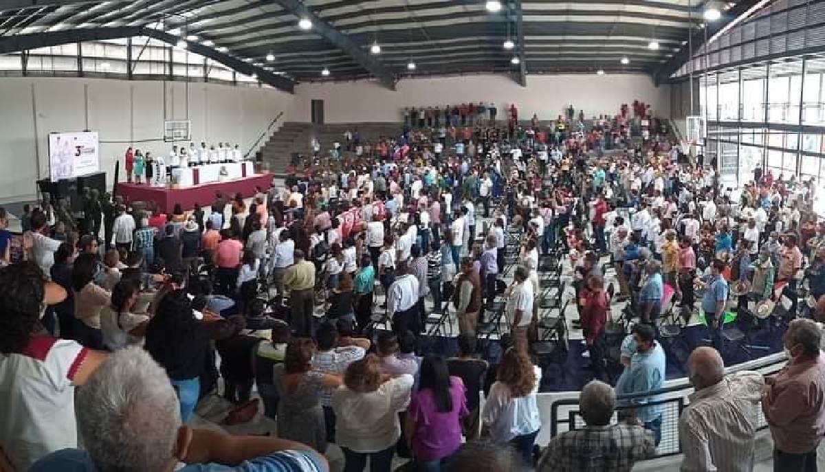 Juan Ángel Flores rinde su tercer informe de gobierno