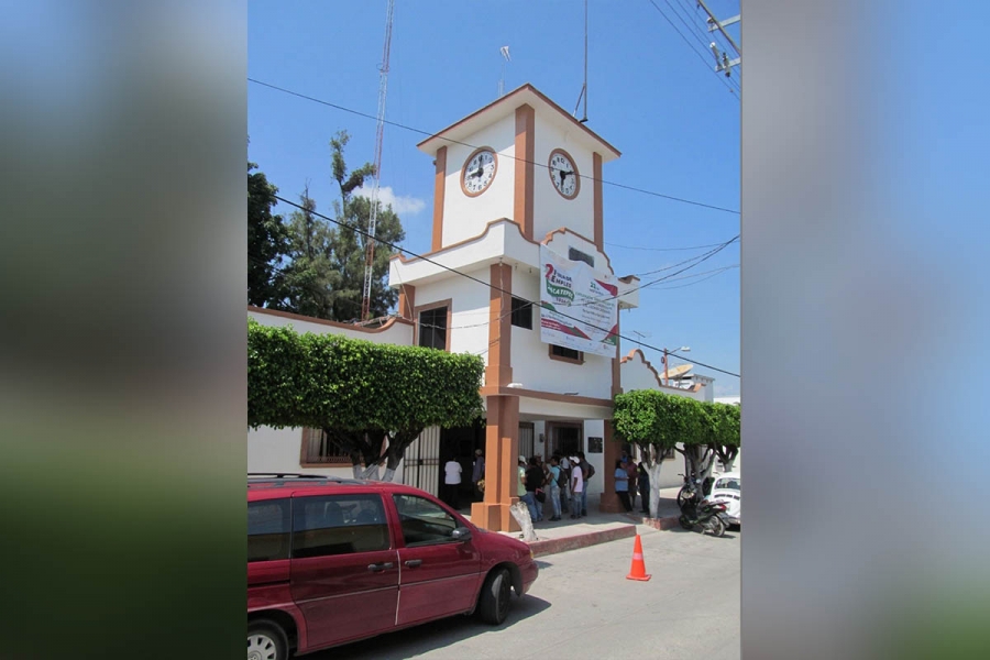 Confusión entre trabajadores de Zacatepec por fechas de pago de salarios