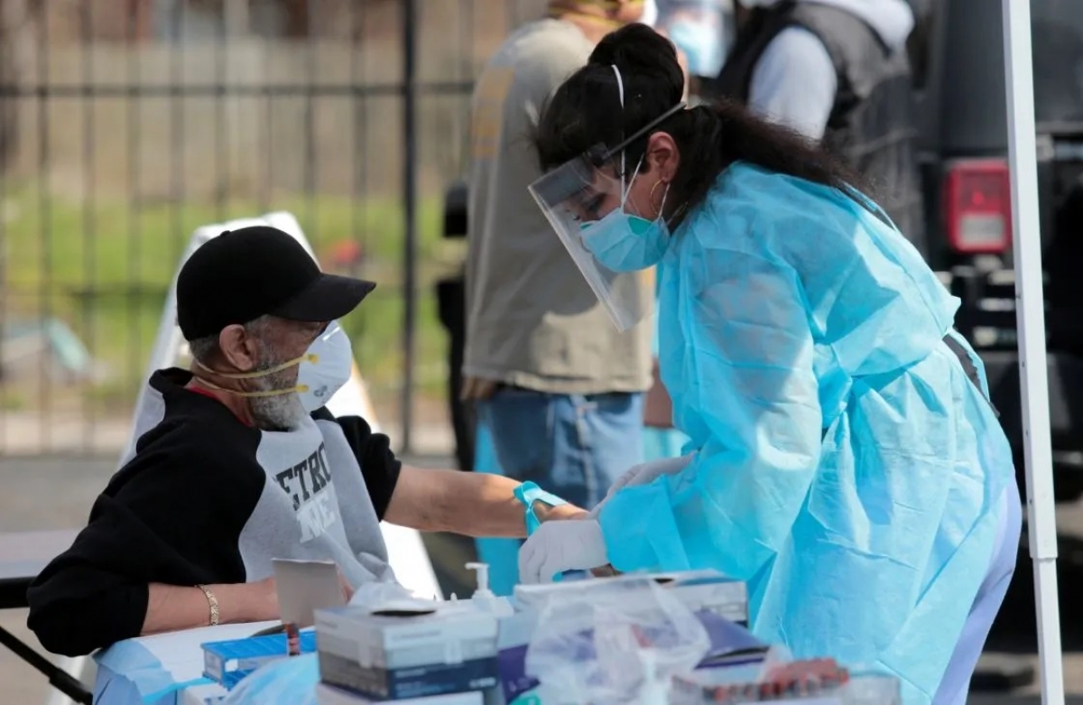 Estados Unidos supera meta de 100 millones de vacunados