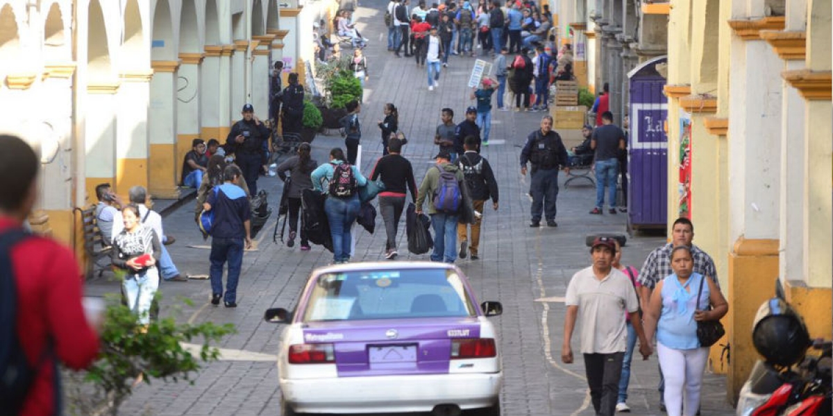 Cerraron comerciantes semifijos la calle Guerrero