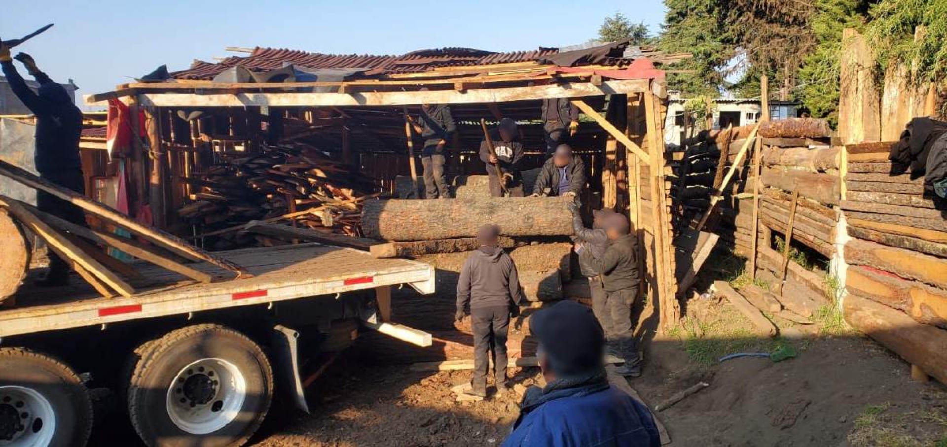 Clausuran dos aserraderos en Huitzilac