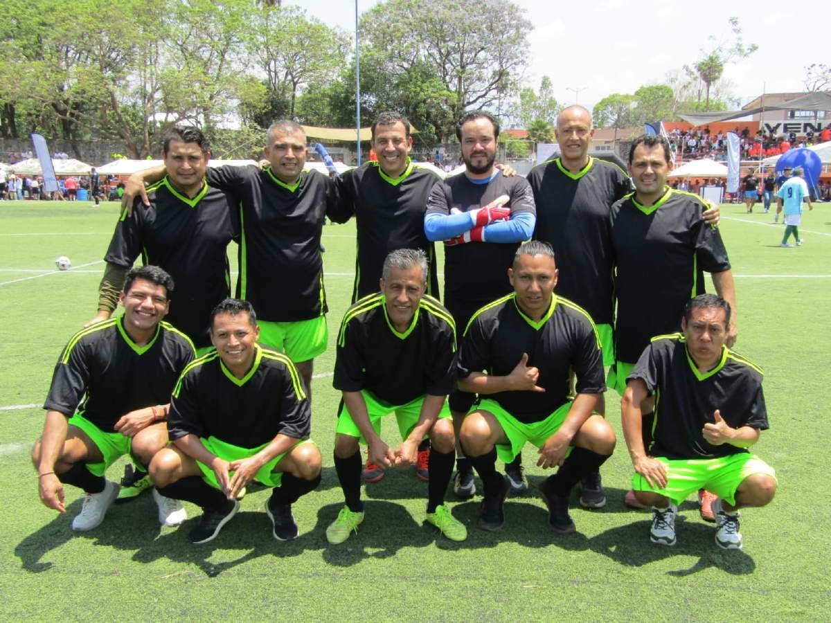 Con Torneo de Futbol 7 celebran el Día del Maestro