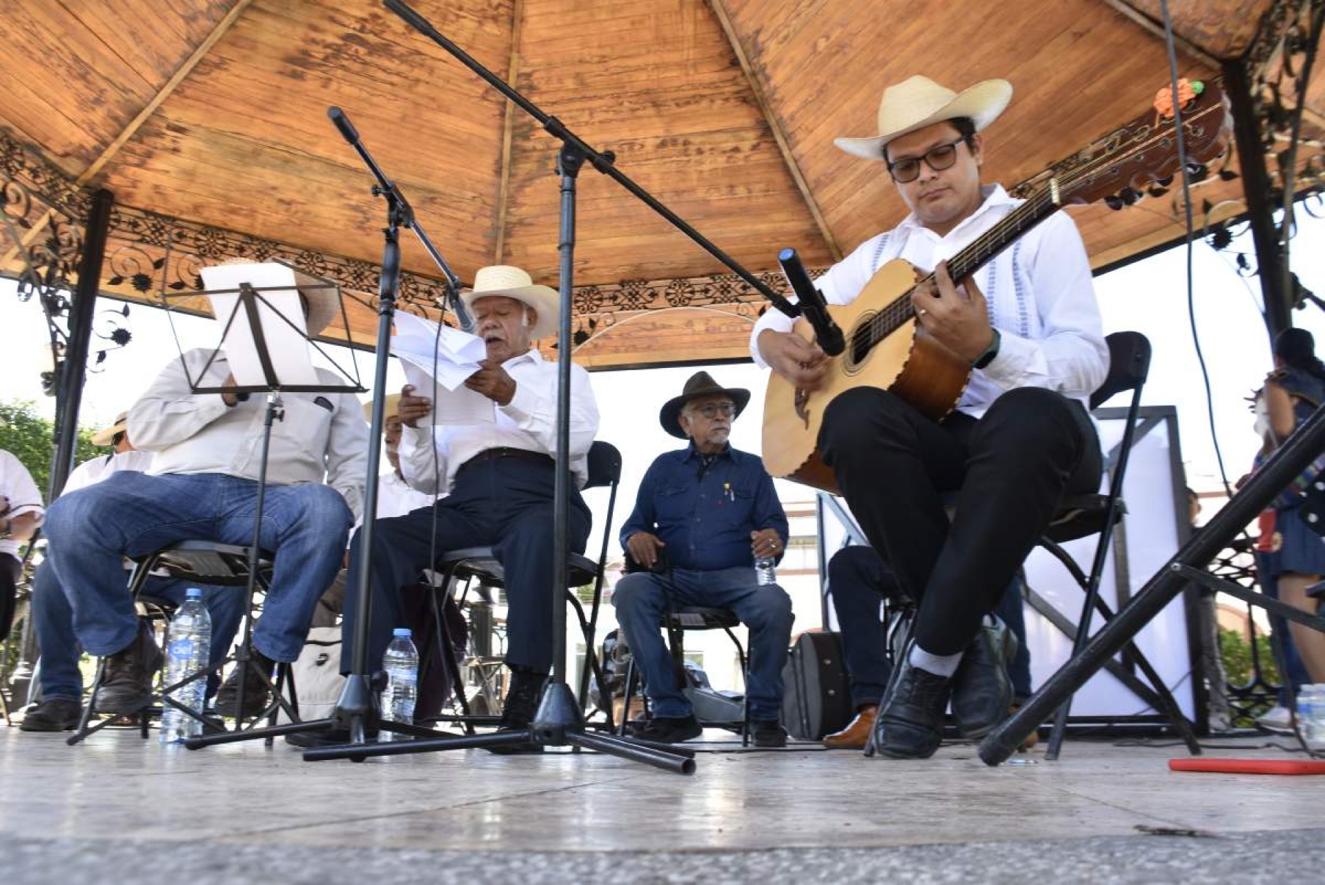 Realiza Jiutepec primer encuentro de trovadores