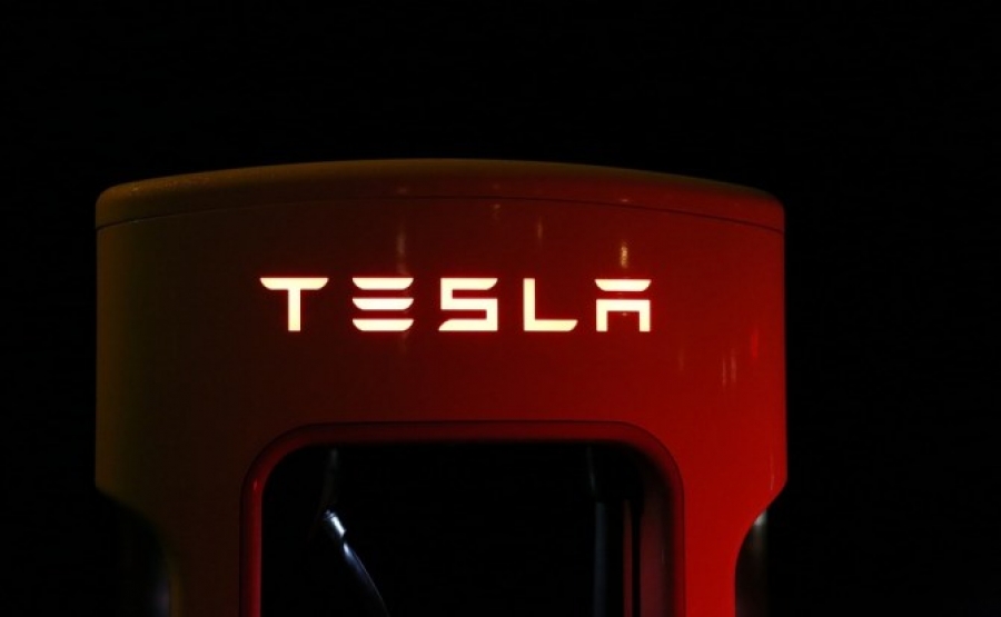 El camión de Tesla está casi listo: hasta 450 km de autonomía
