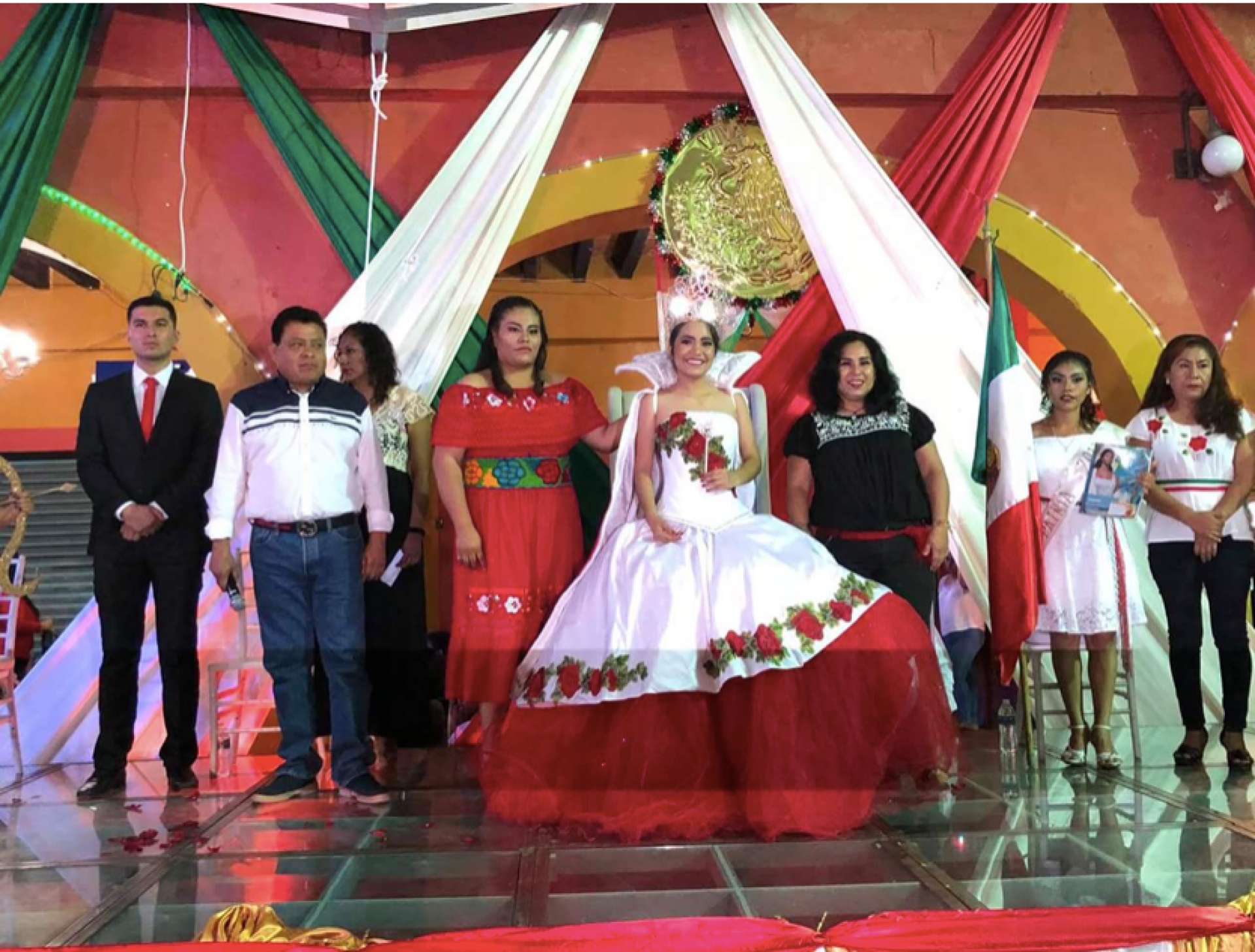 Conmemoran el 208 aniversario de la Independencia de México en Jonacatepec