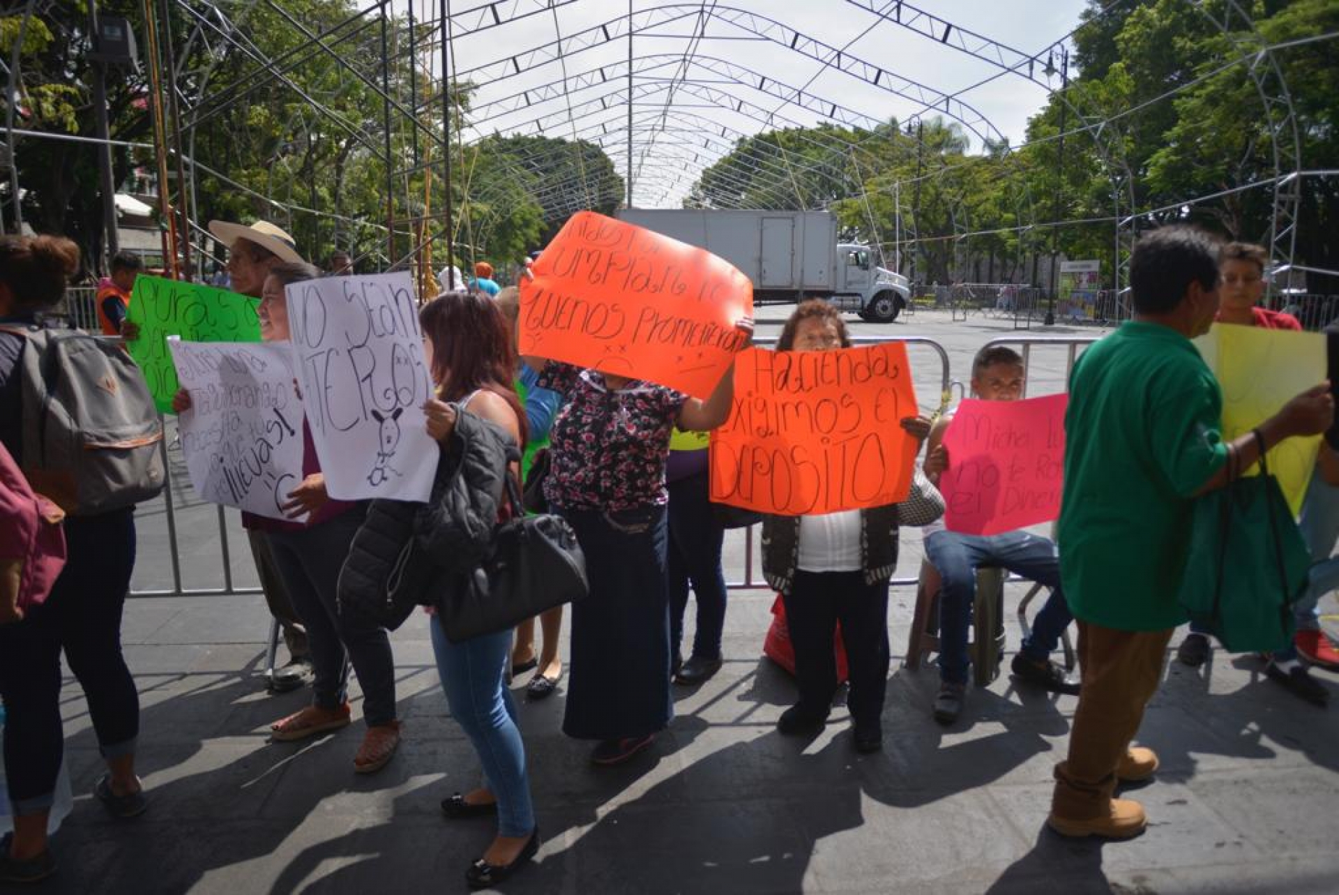 Nuevamente protestan damnificados de Tlaquiltenango