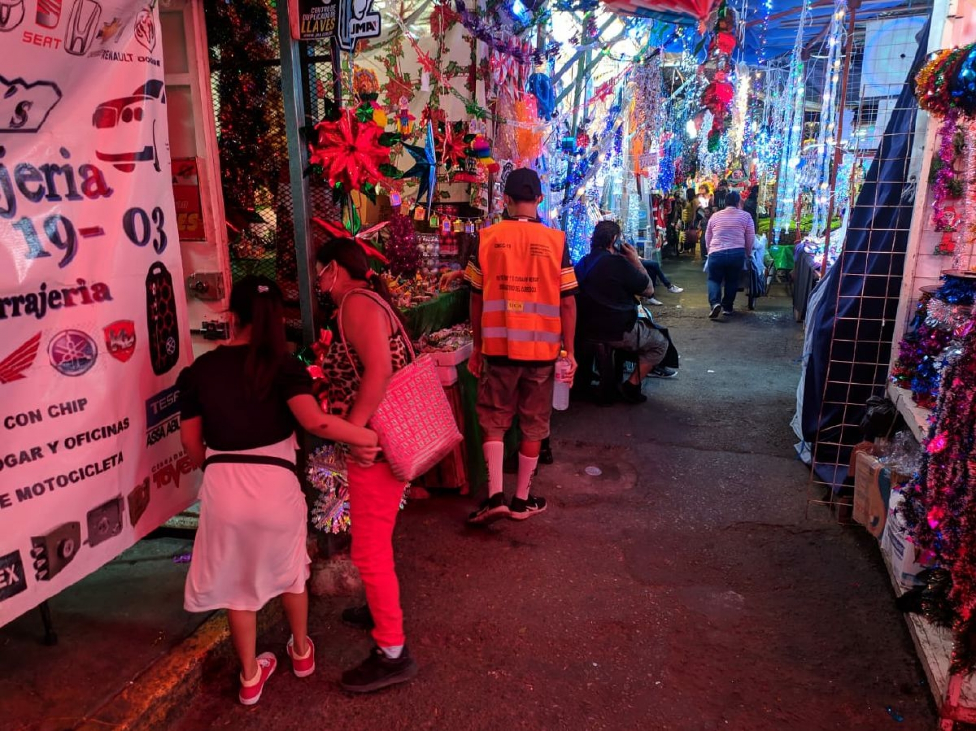 Bajos ingresos en la venta navideña en el ALM