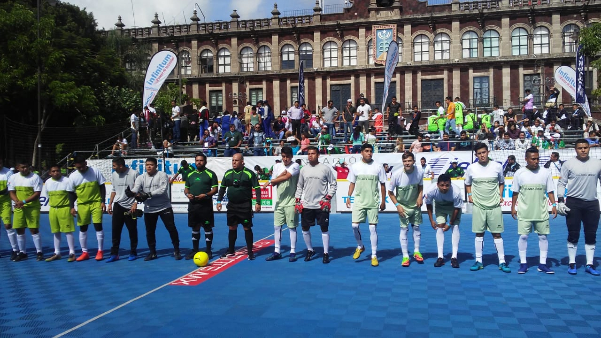 Inicia torneo 'De la calle a la cancha'