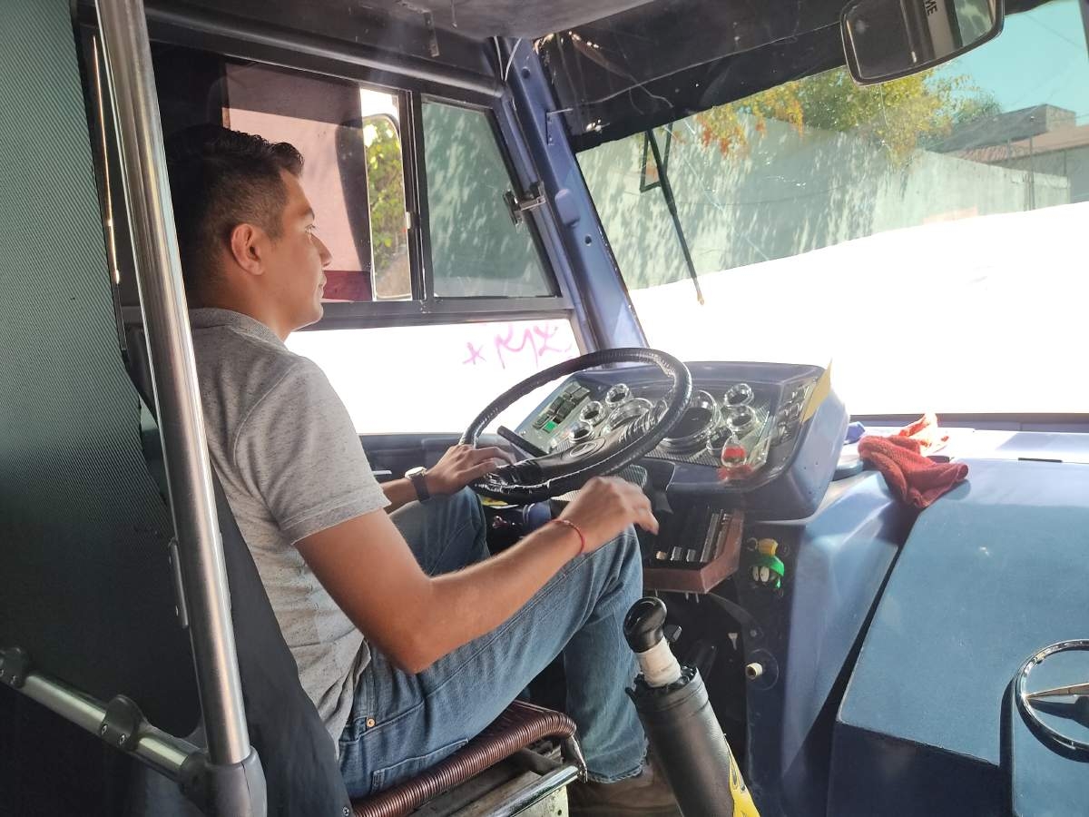 Dejó la carrera para contribuir a la economía de su hogar