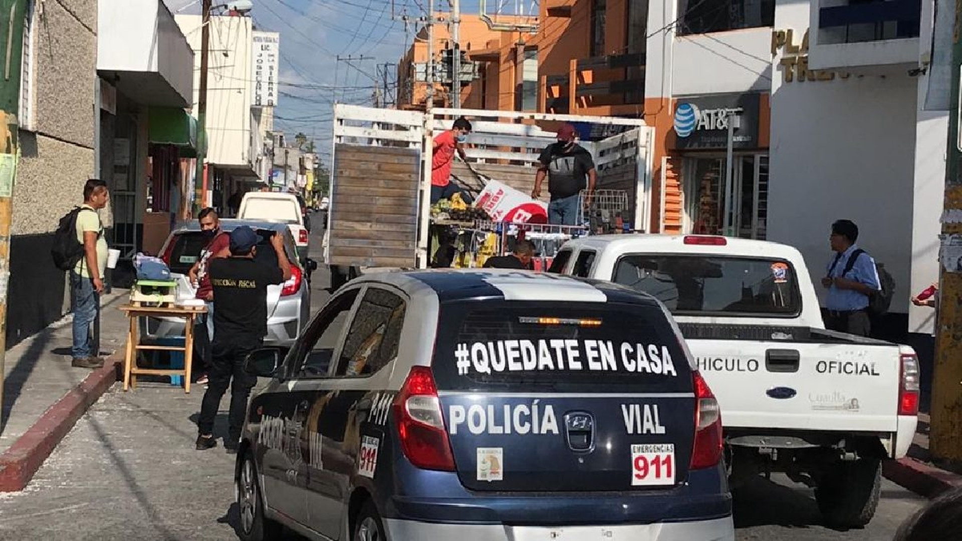 Decomisan puestos de ambulantes en Cuautla