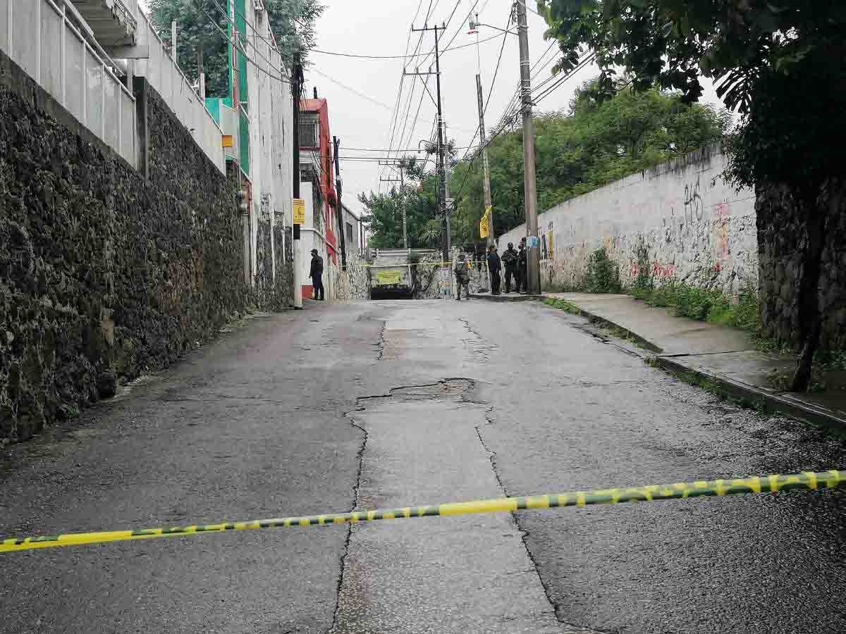 Tiran cadáver en el túnel de Chamilpa