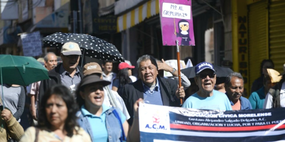 Marcha Coordinadora Estatal de Resistencia Morelense contra "gasolinazo"