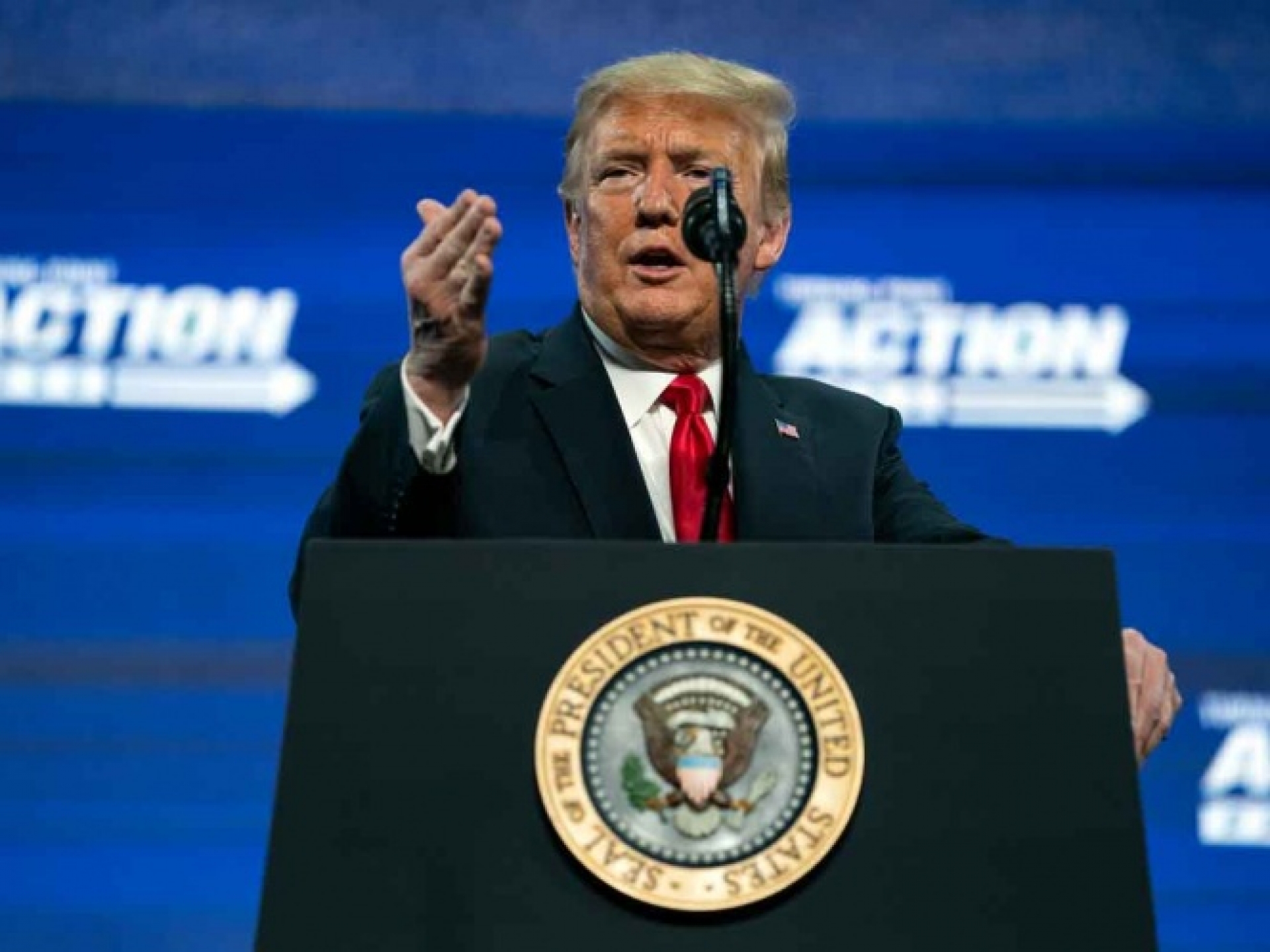 Twitter oculta nuevo tuit de Trump por incumplir las reglas