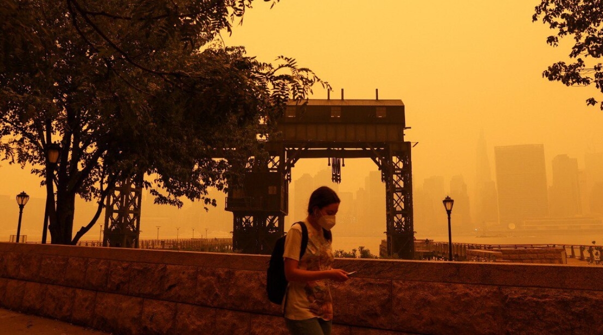 Cielo de Nueva York se tiñe de naranja por incendios de Canadá