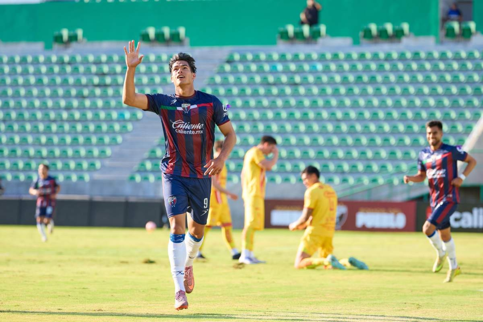 Se lleva Atlante el clásico