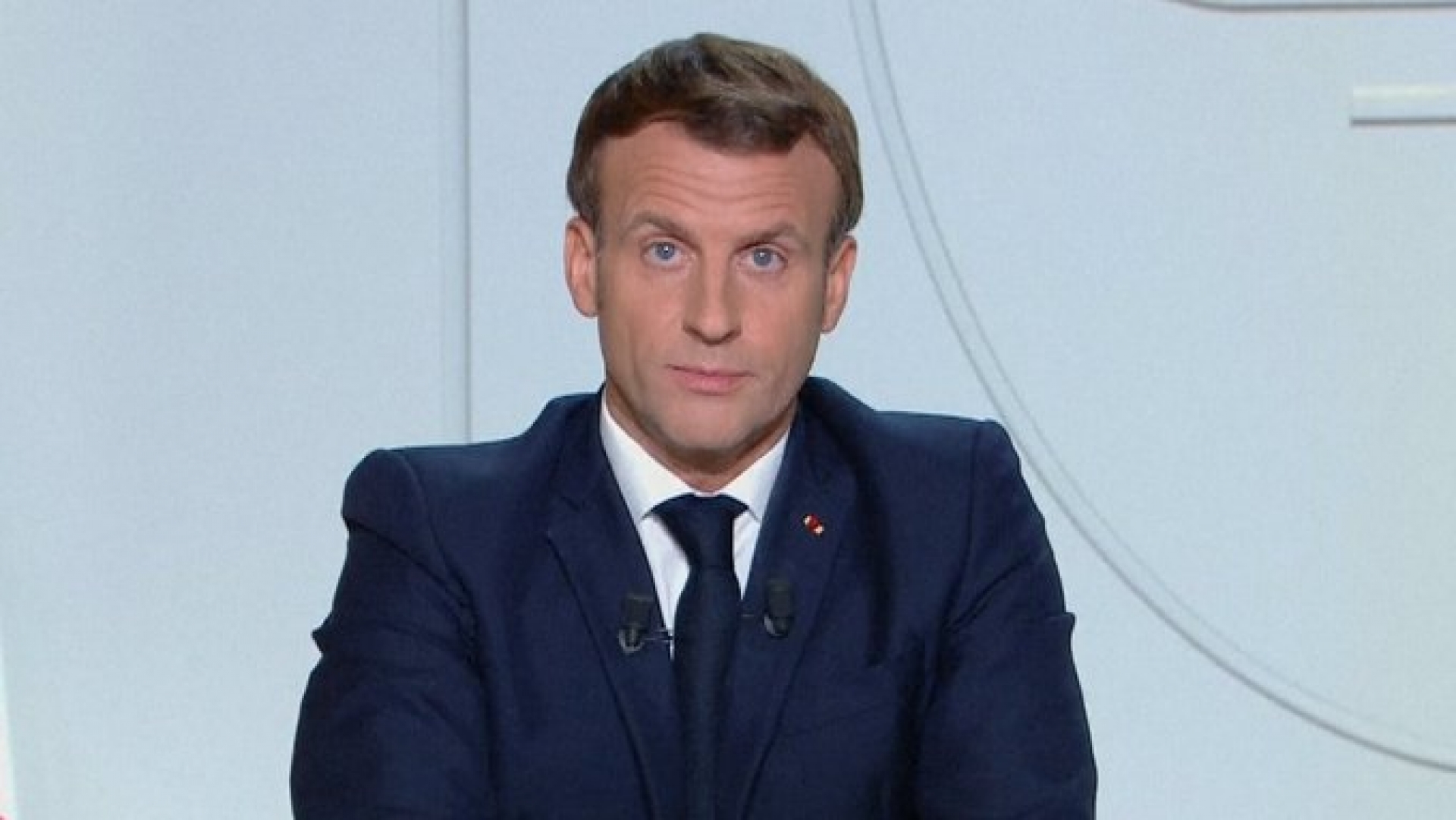 Francia decreta un nuevo confinamiento nacional